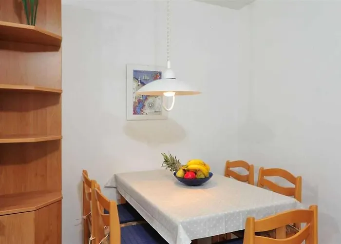 Apartamento 3a Id 057 *